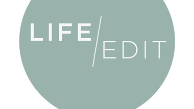 Logo of Zoë Berry