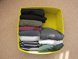 File folding clothes